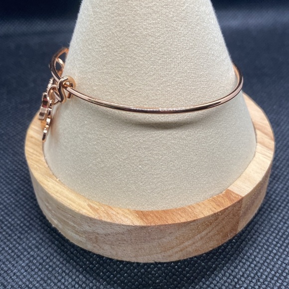 Alex & Ani Disney Parks Mickey Icon ❄️Snowflake❄️Holiday Bangle Bracelet/NWOT - Picture 4 of 7